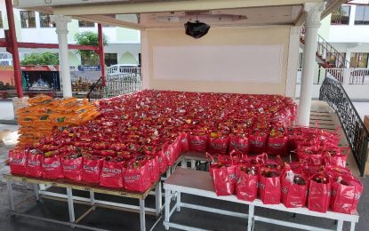 MYO distributes 500 food hampers