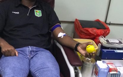 GFF President Forde donates blood to observe World Blood Donor Day 2020