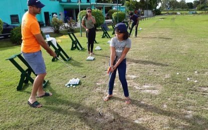 Minister Ramson meets with Golf Academy