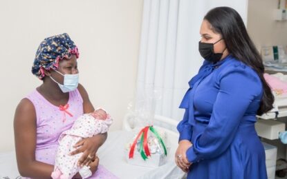 First Lady celebrates 11 Christmas babies at GPHC