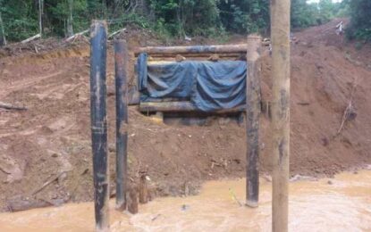 Only light vehicles allowed on Tiger Creek Bridge