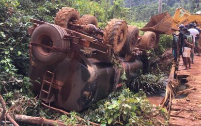 Driver hospitalized after fuel tanker topples on Mahdia trail