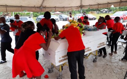 Family mourns as Shonette Dover laid to rest