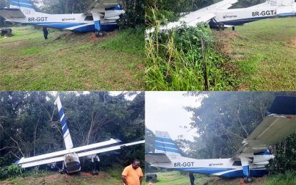 Plane crash-lands during stormy weather at Eteringbang