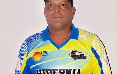 Invaders, Sunrisers victorious in ESCL’s Over-40 competition
