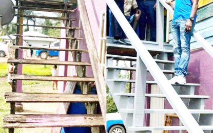 Region One Police fix bedridden man’s dilapidated stairway