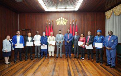 Eight ERC members take oath of office