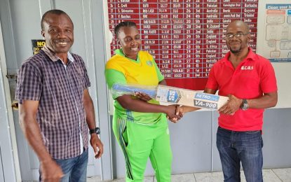 GSC, Barnwell assist national female cricketer Campbell