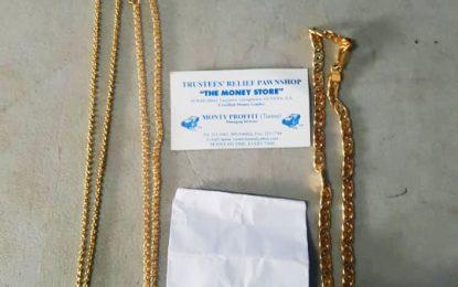 Three years late cops still investigating ‘switching gold chain’ at Anna Regina Police Station