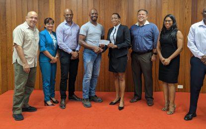 Guyana Olympic Association collaborates with the Guyana Amateur Swimming Association