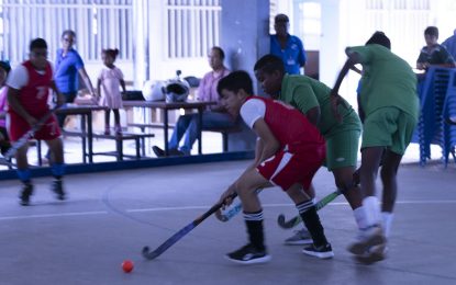 CLSS Samurais, GCC Challengers excite at Oceaneering U14 Indoor Hockey League