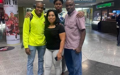 Tyrell and Hunter off to World Classic & Equipped Sub-Junior & Junior Powerlifting C/ships