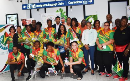Youth Commonwealth stars receive hero’s welcome at CJIA