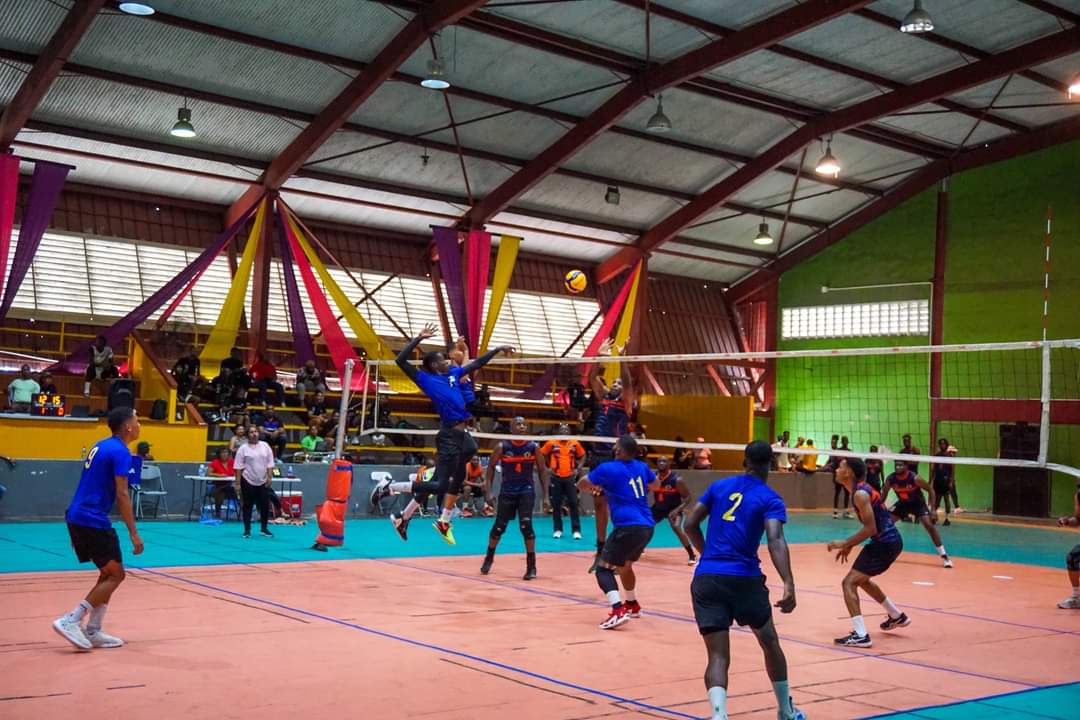Action in the Men's category in this past weekend's Road 2 Recovery volleyball tournament. 