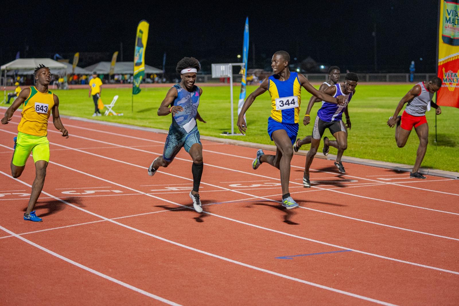 Jonathan Richards was sensational in the Boys U18 100m where he set a new 'Nationals' record.