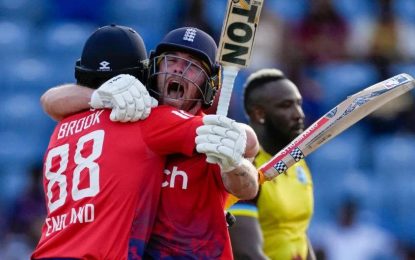 Salt 109*, Brook late cameo fire England to dramatic chase of 223