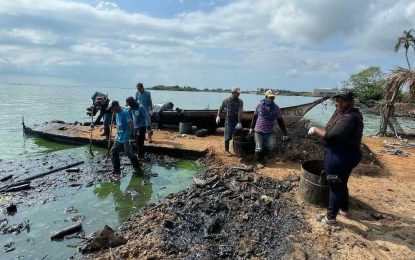 Venezuela using human hair to contain oil spill