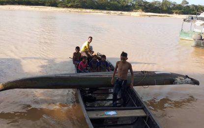 School child hospitalized, others rescued after canoe sinks at Eteringbang