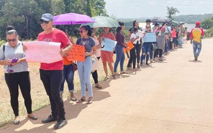 Massive turn out as teachers’ strike widens