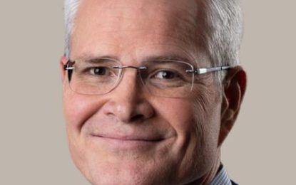 Woods re-elected to head Exxon