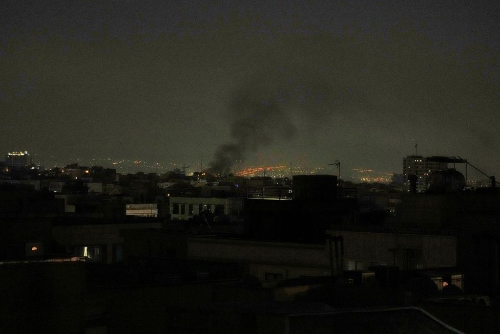 Israel in major strikes on Iran