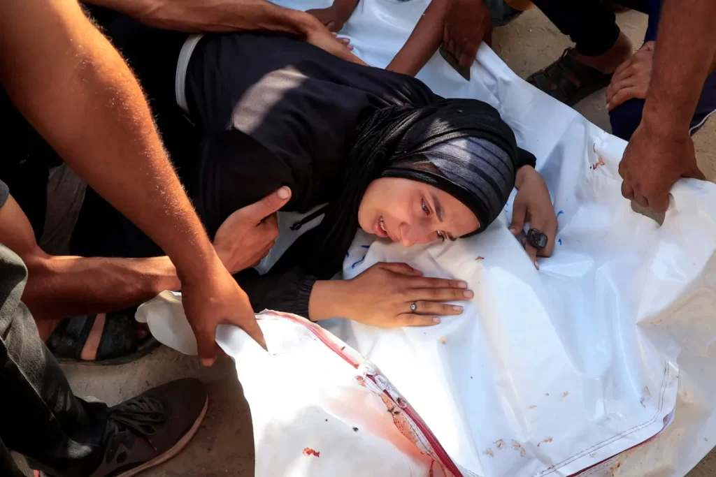 Israeli forces kill 72 Palestinians in Gaza, including 29 seeking food